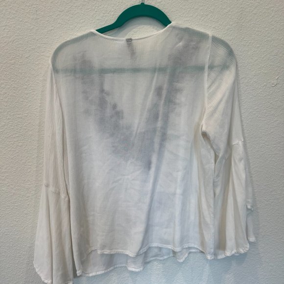 H&M White Blouse with Blue flowers, size 4 - Picture 5 of 7